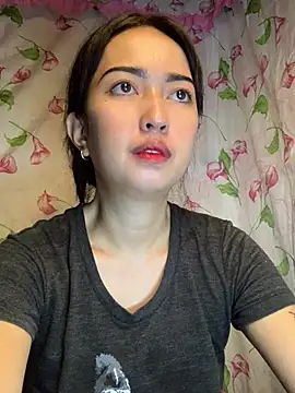 Snapshot of Soft_Angel8 chatting on June 2026 11:47:02 AM Soft Angel8 online show from June 2026 11:47:02 AM