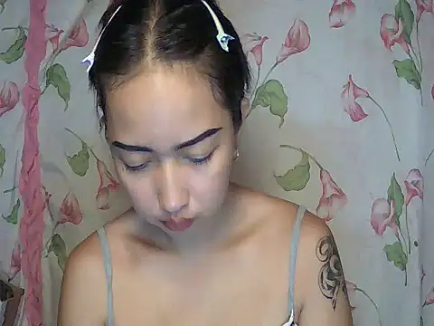 Snapshot of Soft_Angel8 chatting on June 2026 05:27:01 AM Soft Angel8 online show from June 2026 05:27:01 AM