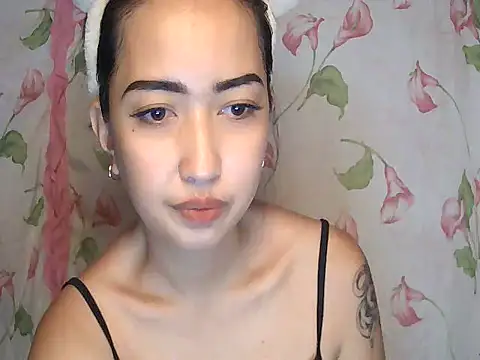 Snapshot of Soft_Angel8 chatting on June 2026 05:06:01 AM Soft Angel8 online show from June 2026 05:06:01 AM