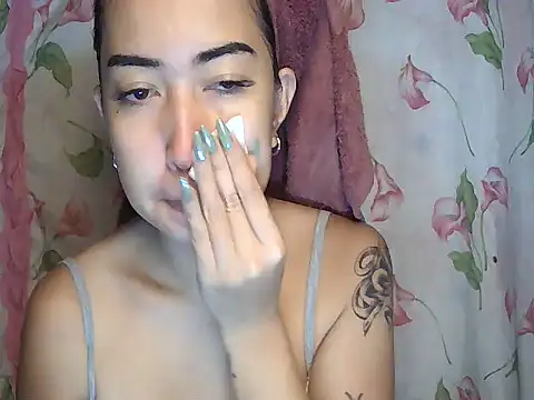 Snapshot of Soft_Angel8 chatting on June 2026 04:28:01 AM Soft Angel8 online show from June 2026 04:28:01 AM