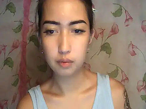 Snapshot of Soft_Angel8 chatting on June 2026 04:35:02 PM Soft Angel8 online show from June 2026 04:35:02 PM