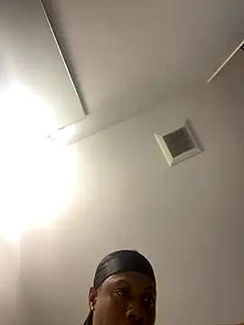 labishyoung25 online show from November 2025 04:11:02 AM