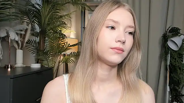 ChinBonnell online show from October 2025 05:46:01 AM