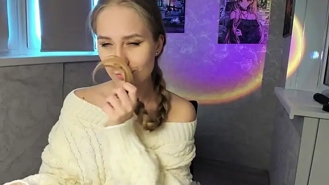 sofamuffin online show from February 2026 11:24:01 AM