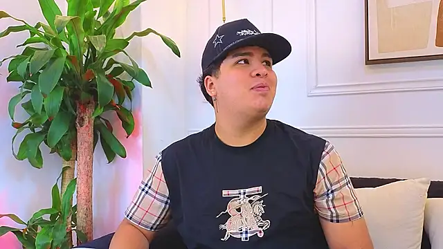 Naim Bennetsex online show from March 2026 07:31:02 PM