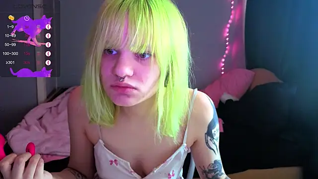 Elieiza xo online show from April 2026 06:07:02 AM