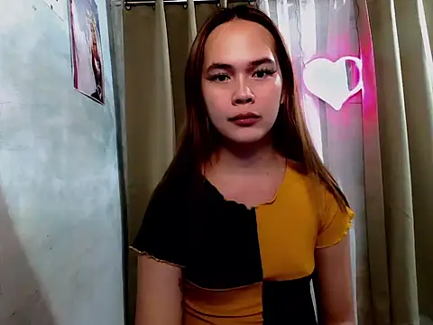 sweetsassyxx online show from September 2025 05:46:01 PM