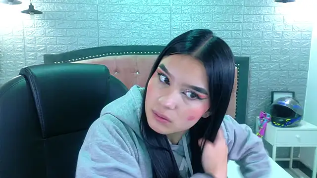 Natalie loffreda online show from January 2026 03:23:02 AM