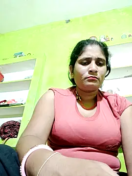 Snapshot of Hot-piuy chatting on September 2025 09:28:02 PM Hot-piuy online show from September 2025 09:28:02 PM