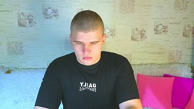 kittenmurr online show from September 2025 09:28:02 PM