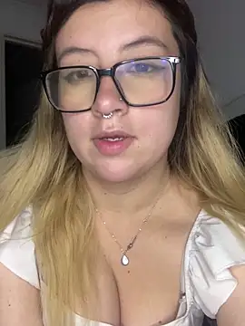 Blair Bunnyy online show from January 2026 07:00:01 AM