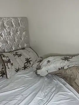 Snapshot of Charsworld chatting on October 2025 07:04:02 PM Charsworld online show from October 2025 07:04:02 PM