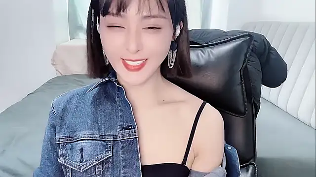 Ianxuan online show from November 2025 04:57:01 AM