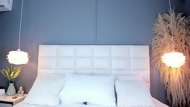 CamyFoxx online show from September 2025 11:45:01 AM