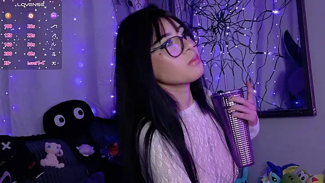 Snapshot of Shar_Succubus chatting on October 2025 01:13:02 AM Shar Succubus online show from October 2025 01:13:02 AM