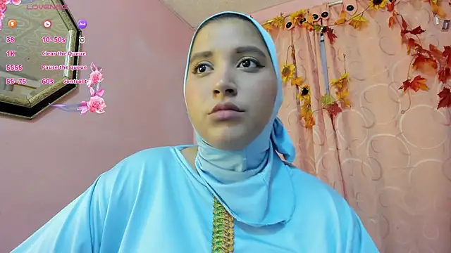 Snapshot of Azahara-Alcazar chatting on October 2025 12:47:01 PM Azahara-Alcazar online show from October 2025 12:47:01 PM