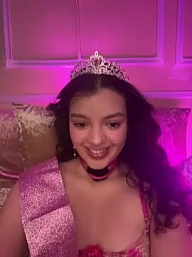 AriaHeavenss online show from November 2025 12:35:01 AM