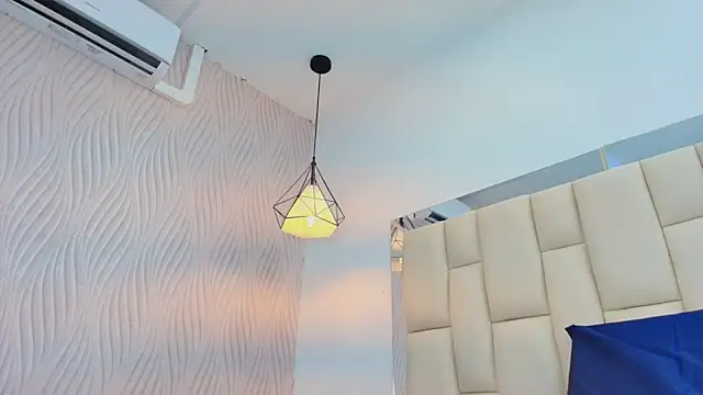 Vero Temptation online show from November 2025 12:05:02 PM