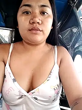 EATALLUCANPUSSYPINAY online show from April 2026 01:33:01 AM