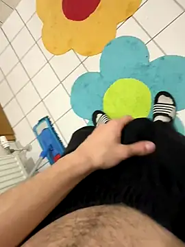 Dicksxd online show from September 2025 04:32:01 PM