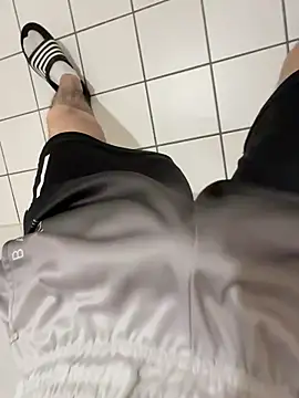 Dicksxd online show from February 2026 01:41:02 PM