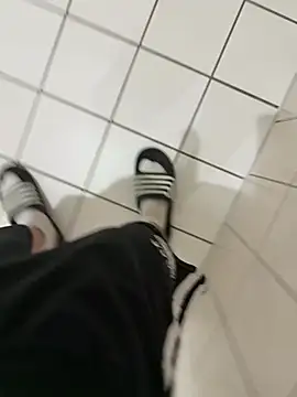 Dicksxd online show from February 2026 05:56:01 PM