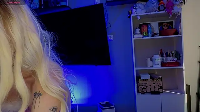 Kkkylie online show from February 2026 11:26:02 AM