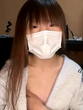 natsumiii online show from September 2025 12:43:02 PM