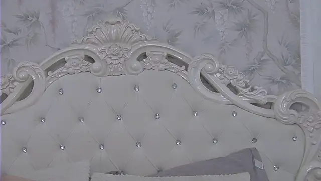 EllieFrosty  online show from July 2026 06:48:02 PM