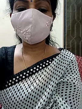 Rithya27 online show from October 2025 06:28:02 PM