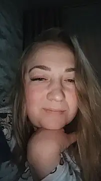 Kiss Eva online show from January 2025 10:12:01 PM