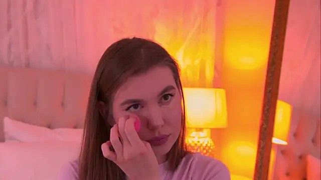 AshleyEvance online show from June 2026 06:39:01 AM