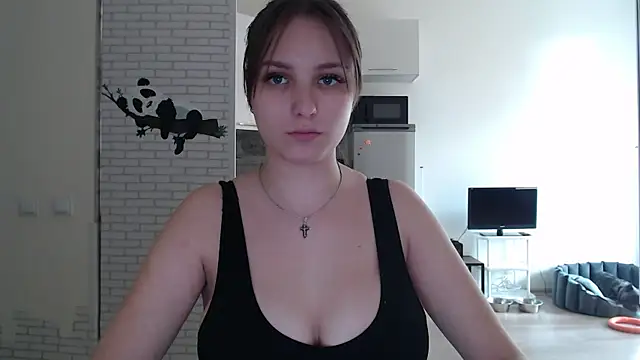 Snapshot of Leonaalove chatting on April 2026 01:08:02 PM Leonaalove online show from April 2026 01:08:02 PM