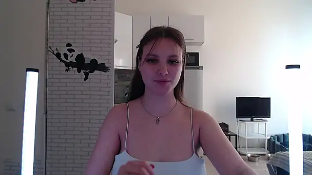 Snapshot of Leonaalove chatting on April 2026 02:34:01 PM Leonaalove online show from April 2026 02:34:01 PM
