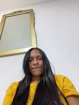 Luna025 online show from February 2026 04:00:01 AM