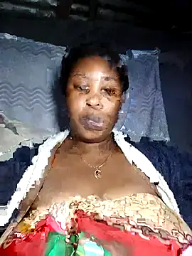 OCEANSQUITERXXX online show from October 2025 05:37:02 AM