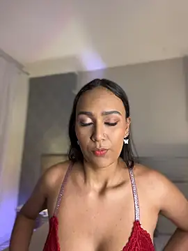 Snapshot of MiilaBlake chatting on May 2026 07:42:02 PM MiilaBlake online show from May 2026 07:42:02 PM