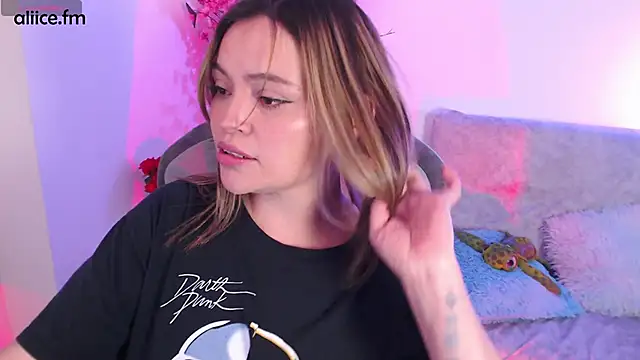 aliiceFM online show from September 2025 03:05:01 AM