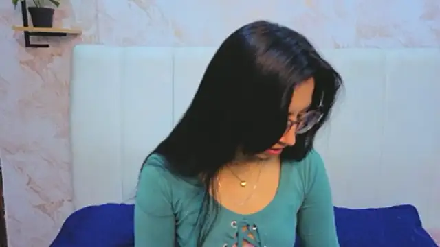 VioletxBloom online show from November 2025 07:46:01 PM