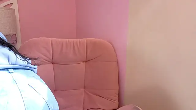 VioletxBloom online show from April 2026 01:35:02 PM