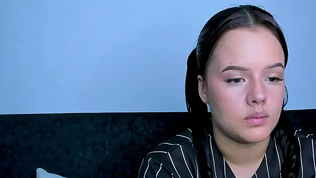 sweet lily26 online show from September 2025 02:22:02 AM