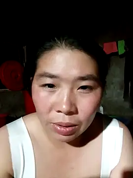 Snapshot of quynhkoolbae chatting on October 2025 11:44:02 AM quynhkoolbae online show from October 2025 11:44:02 AM