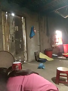 Snapshot of quynhkoolbae chatting on November 2025 05:17:02 AM quynhkoolbae online show from November 2025 05:17:02 AM