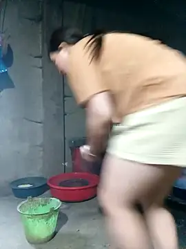 Snapshot of quynhkoolbae chatting on November 2025 11:32:01 PM quynhkoolbae online show from November 2025 11:32:01 PM