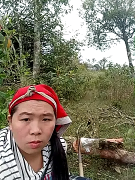 Snapshot of quynhkoolbae chatting on November 2025 02:21:01 AM quynhkoolbae online show from November 2025 02:21:01 AM