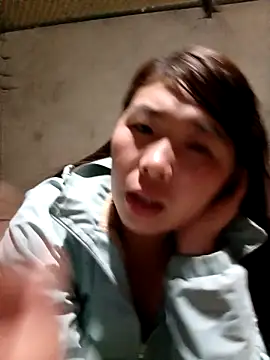 Snapshot of quynhkoolbae chatting on November 2025 01:01:01 PM quynhkoolbae online show from November 2025 01:01:01 PM