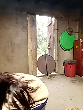 quynhkoolbae online show from December 2025 11:44:02 PM