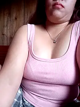 miumiu 00 online show from September 2025 02:44:02 AM