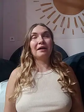 KisaVixen online show from September 2025 06:41:02 PM