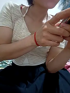 linda bae00 online show from April 2026 12:34:01 AM